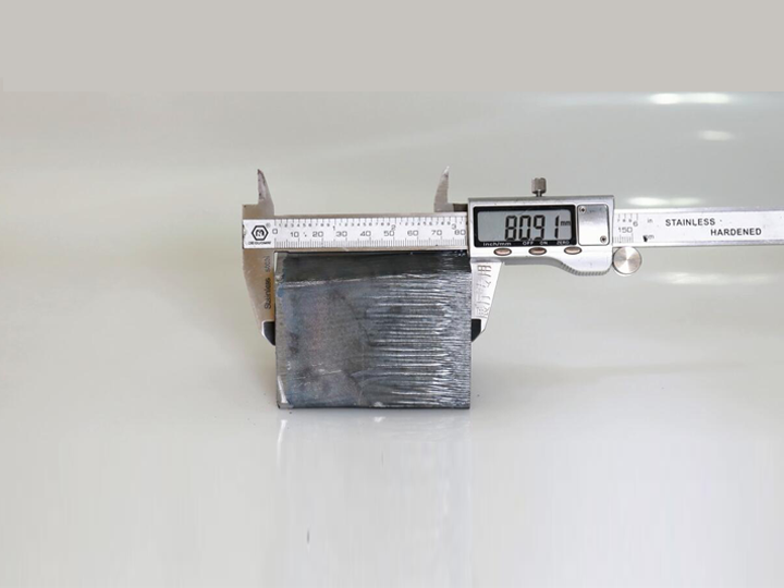 激光切割80mm碳鋼板